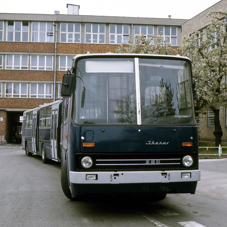 Ikarus 293 1988 года  (фото 3 из 4)